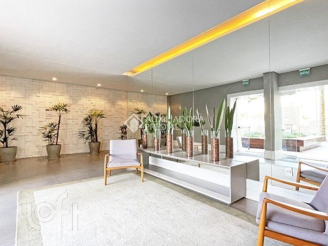 Apartamento com 64m², 2 dormitórios, 1 suíte, 1 vaga, São João em Porto Alegre