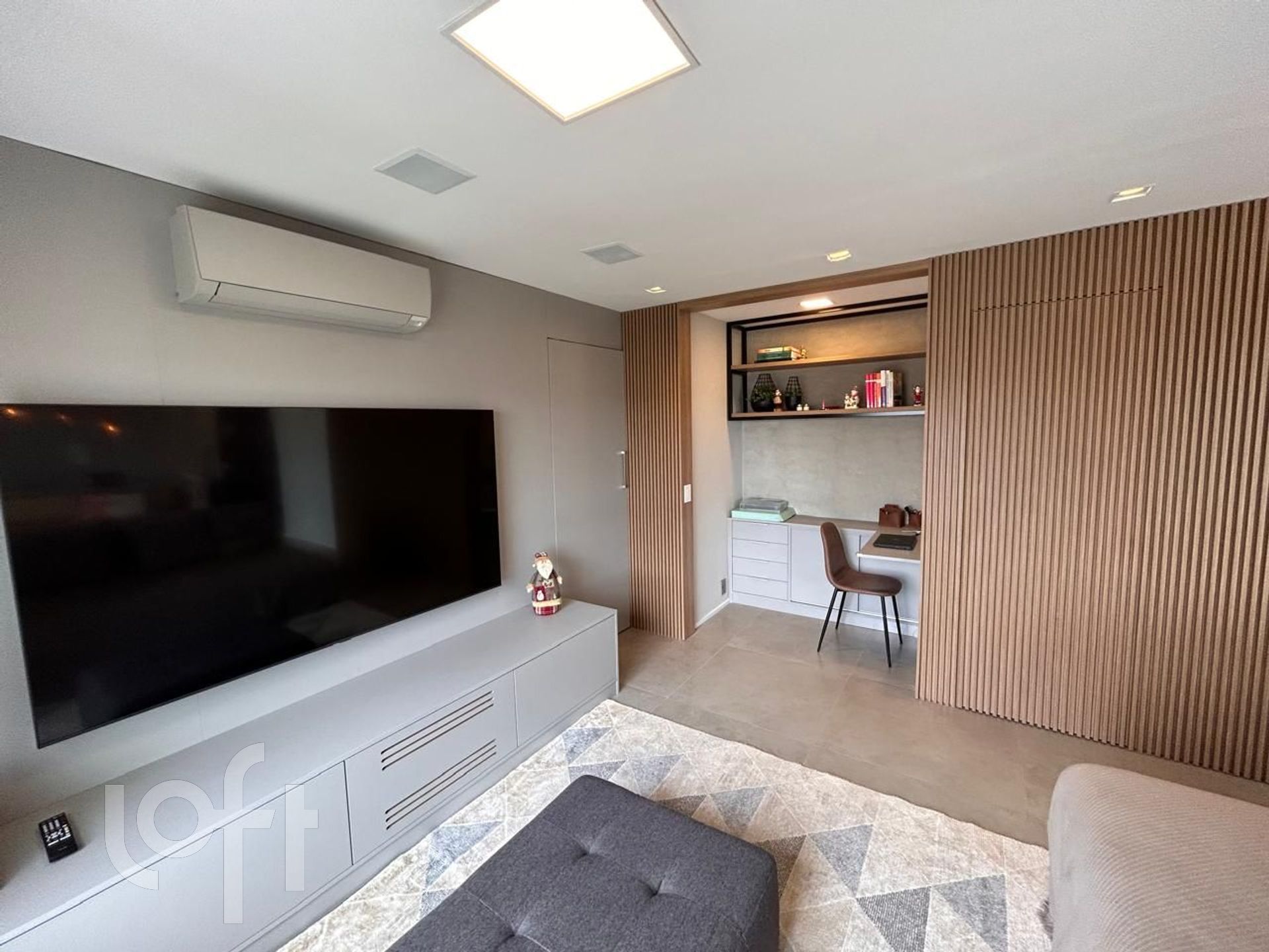 Apartamento à venda com 3 quartos, 130m² - Foto 3