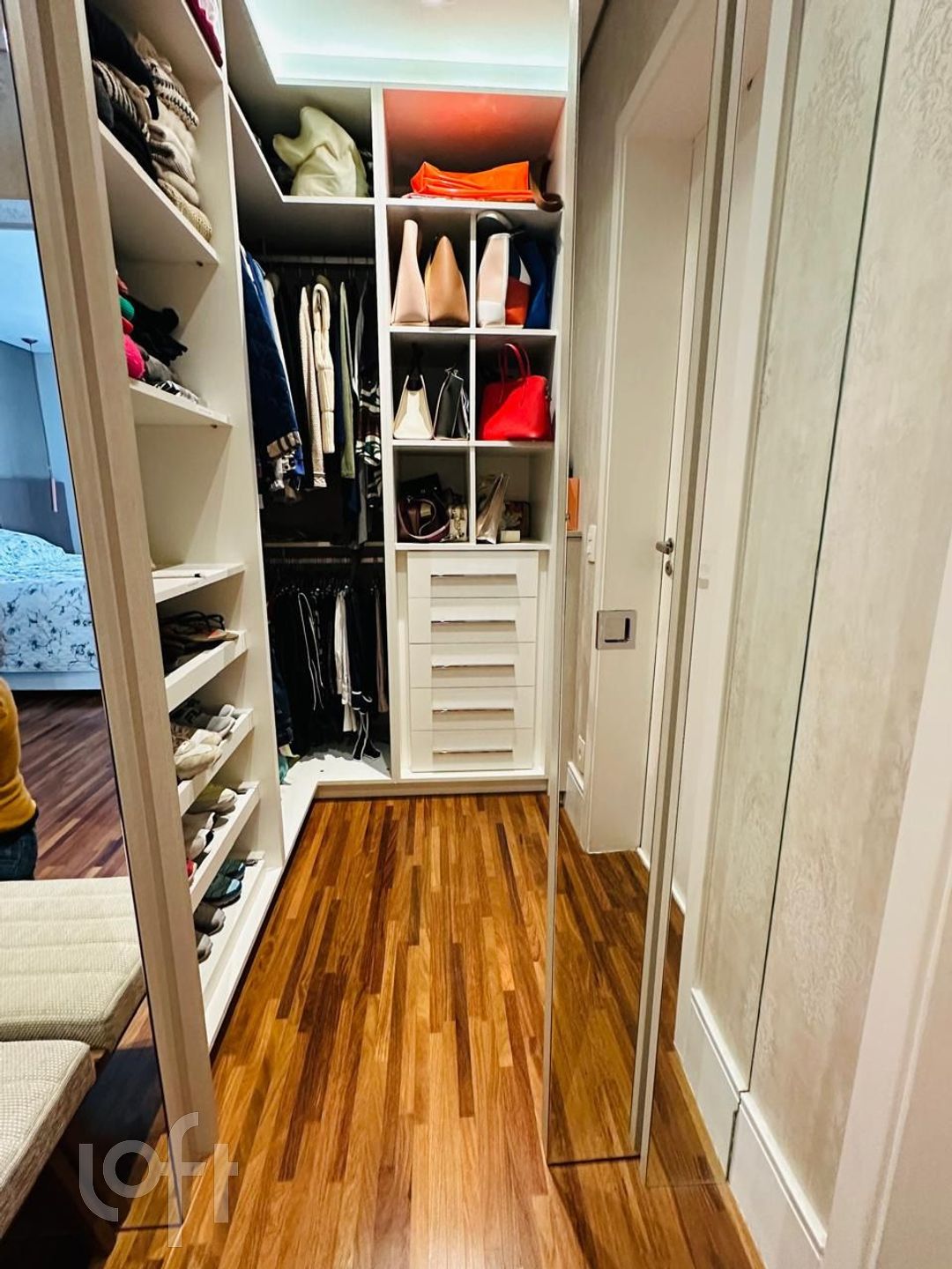 Apartamento à venda com 4 quartos, 260m² - Foto 16