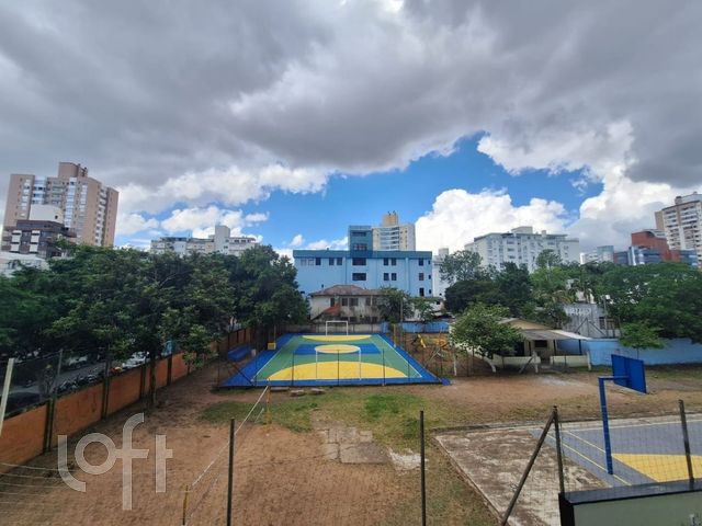 Apartamento com 86m², 3 dormitórios, 1 suíte, 1 vaga, Jardim Botânico em Porto Alegre