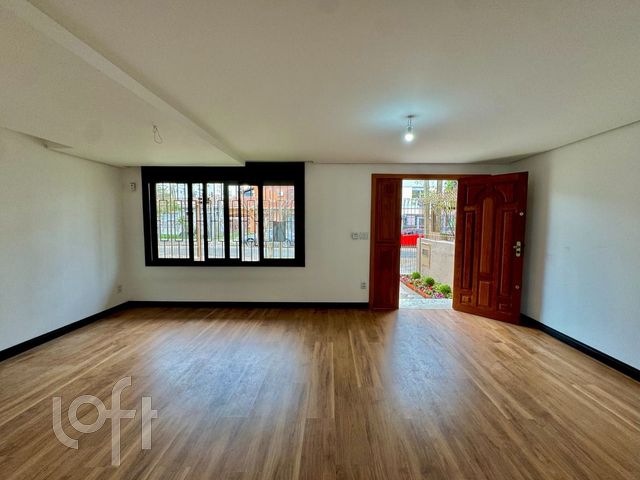 Casa com 250m², 3 dormitórios, 2 vagas, Jardim Botânico em Porto Alegre