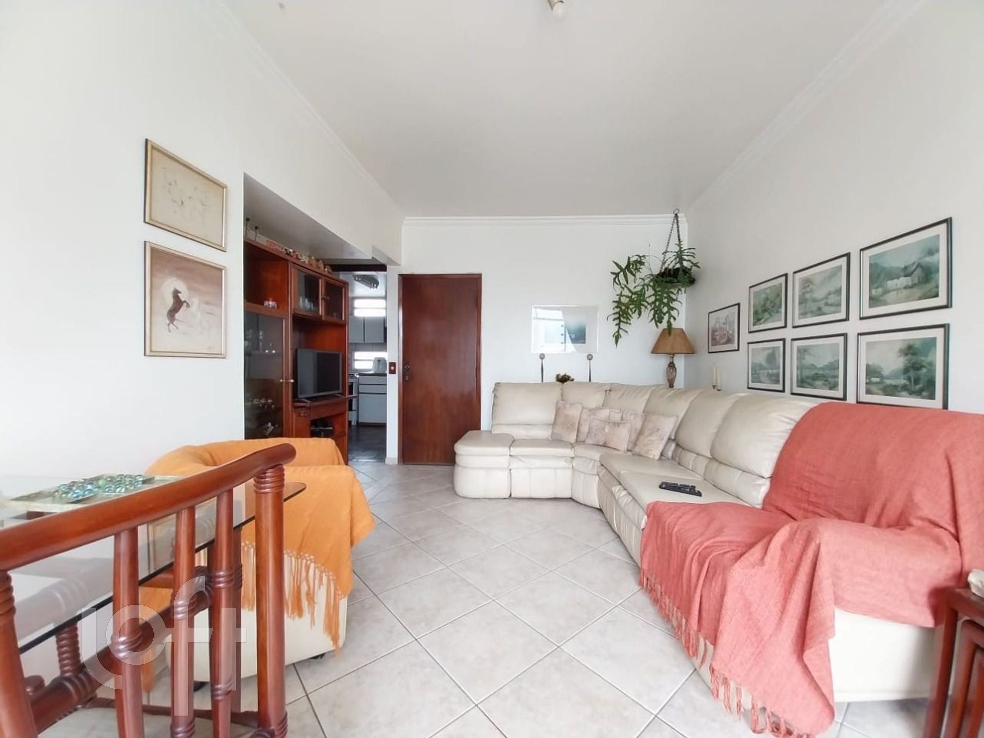 Apartamento à venda com 2 quartos, 75m² - Foto 3