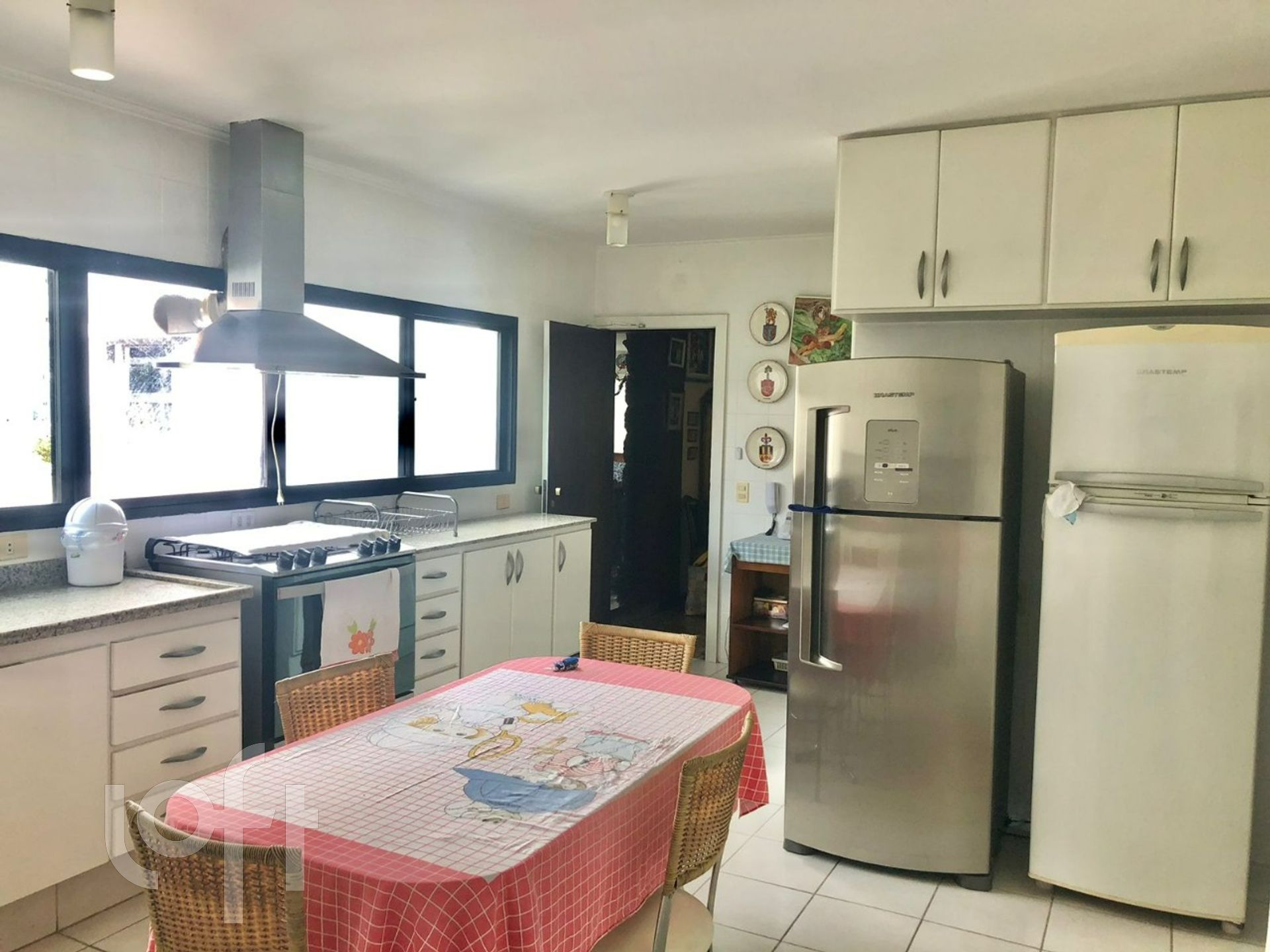 Apartamento à venda com 3 quartos, 370m² - Foto 19