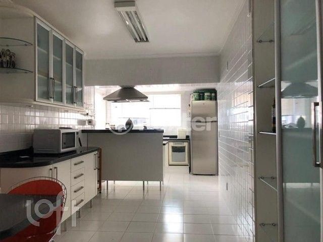 Apartamento com 190m², 3 dormitórios, 1 suíte, 2 vagas, Boa Vista em Porto Alegre