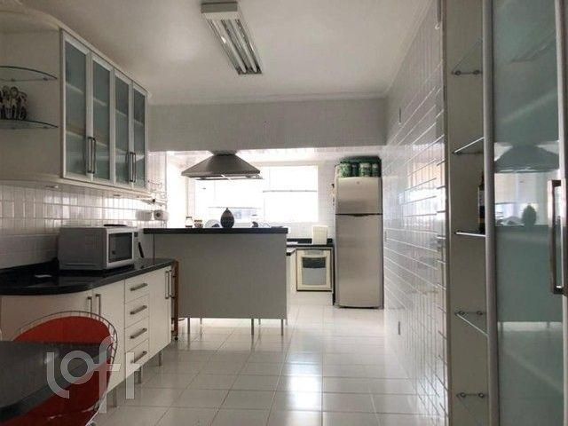 Apartamento com 190m², 3 dormitórios, 1 suíte, 2 vagas, Boa Vista em Porto Alegre