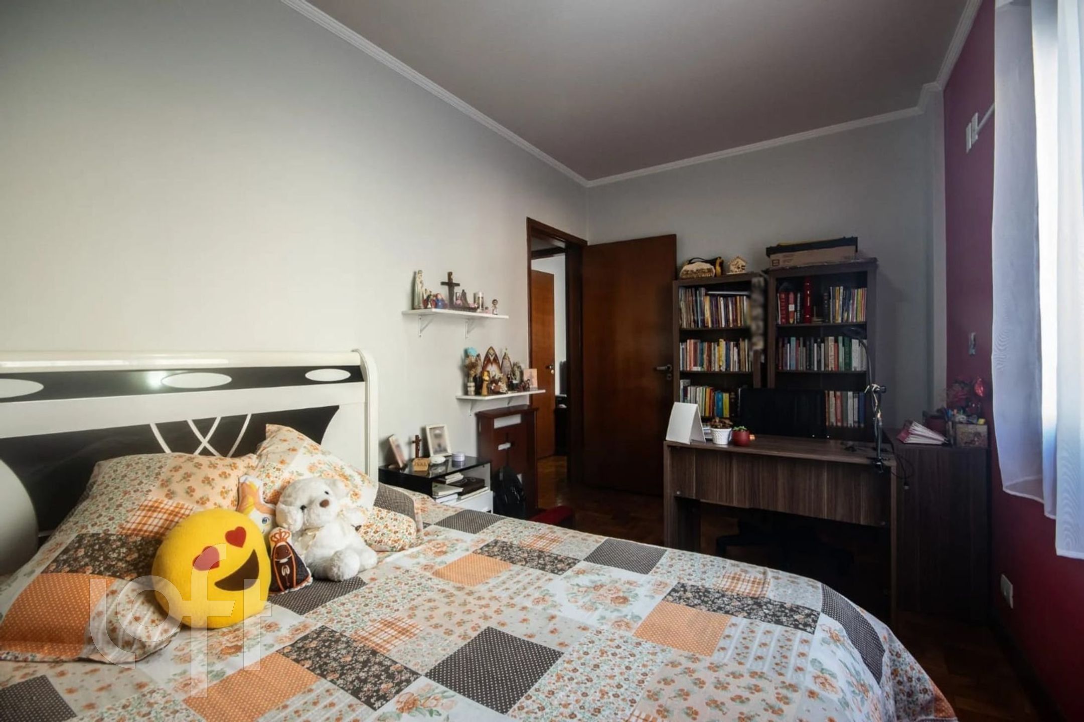 Apartamento à venda com 2 quartos, 78m² - Foto 2