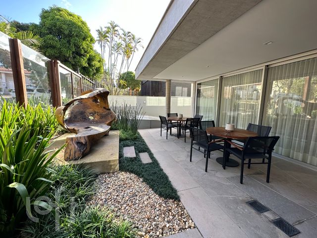 Apartamento com 197m², 3 dormitórios, 3 suítes, 3 vagas, Três Figueiras em Porto Alegre