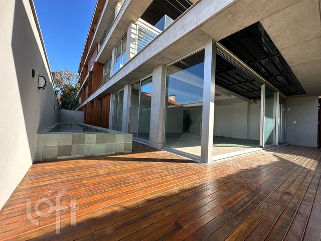 Apartamento com 197m², 3 dormitórios, 3 suítes, 3 vagas, Três Figueiras em Porto Alegre
