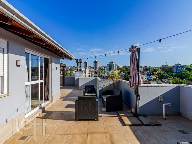 Apartamento com 230m², 4 dormitórios, 2 suítes, 4 vagas, Chácara das Pedras em Porto Alegre