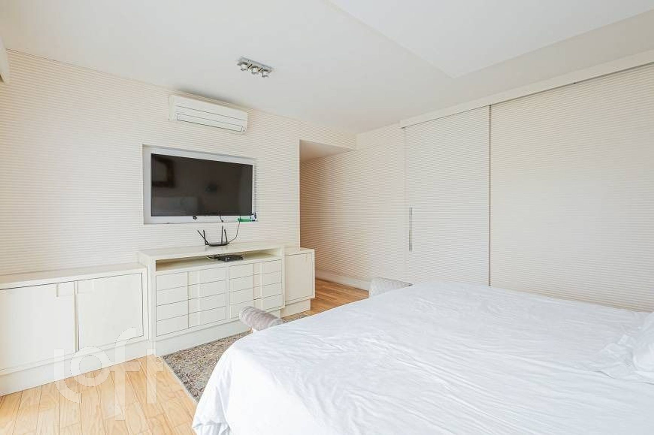 Apartamento à venda com 3 quartos, 335m² - Foto 16