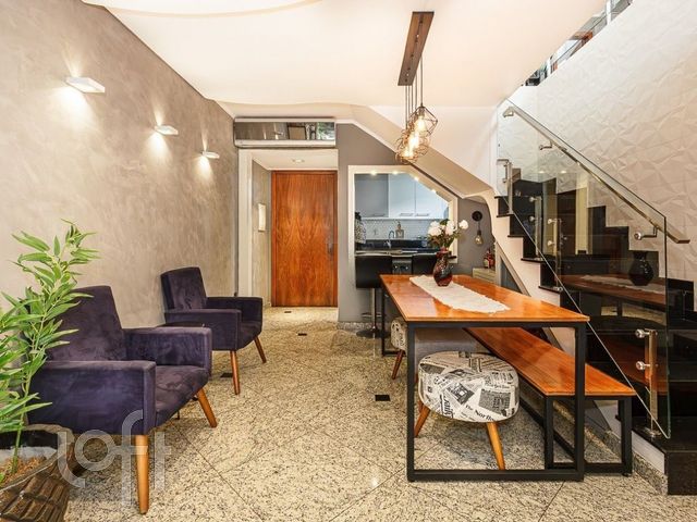 Apartamento com 190m², 3 dormitórios, 1 suíte, 2 vagas, Higienópolis em Porto Alegre