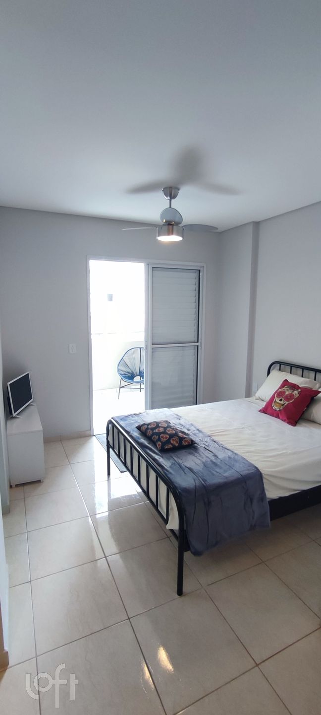 Apartamento à venda com 1 quarto, 34m² - Foto 2