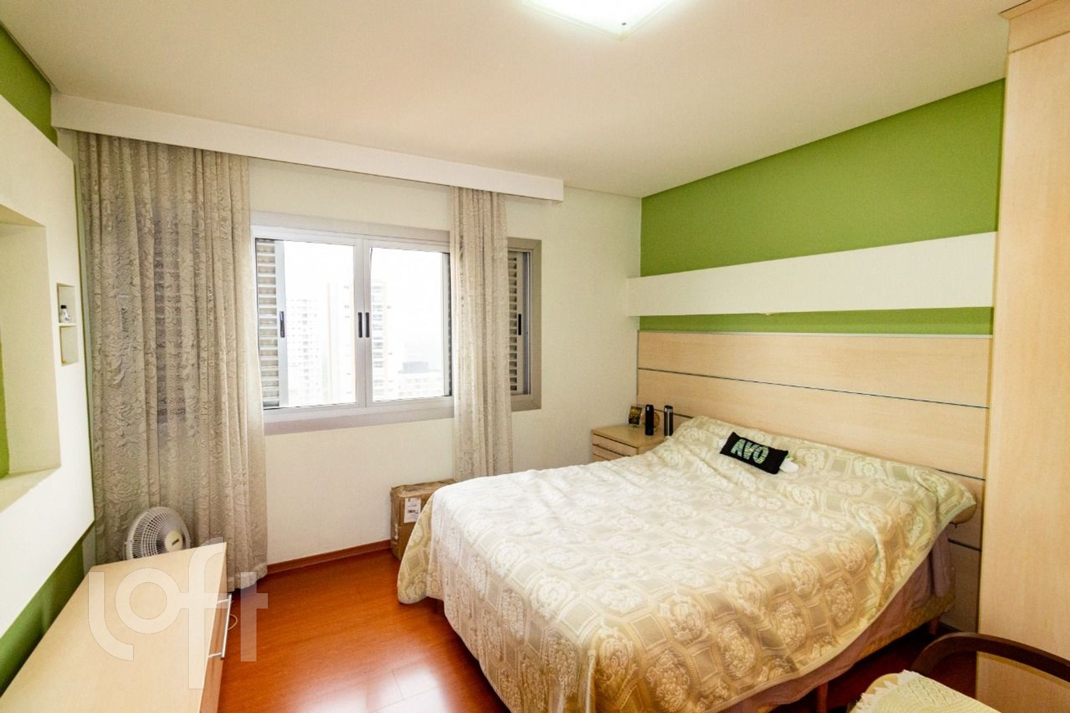 Apartamento à venda com 2 quartos, 75m² - Foto 18