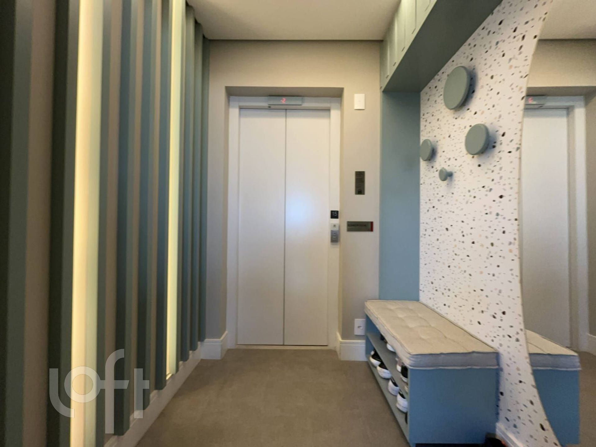 Apartamento à venda com 3 quartos, 123m² - Foto 12