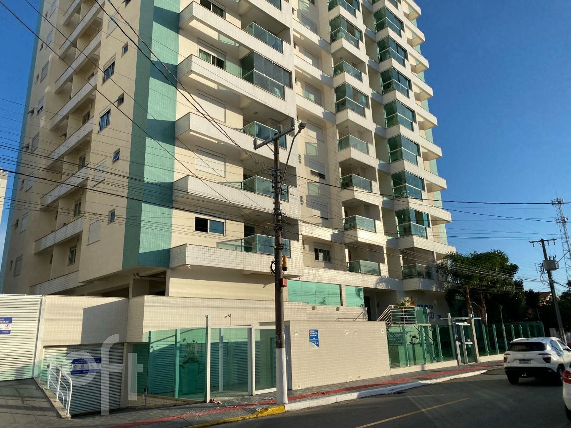 Apartamentos com 84m², 2 quartos, 1 suíte, 1 garagem, no bairro Barreiros em São José