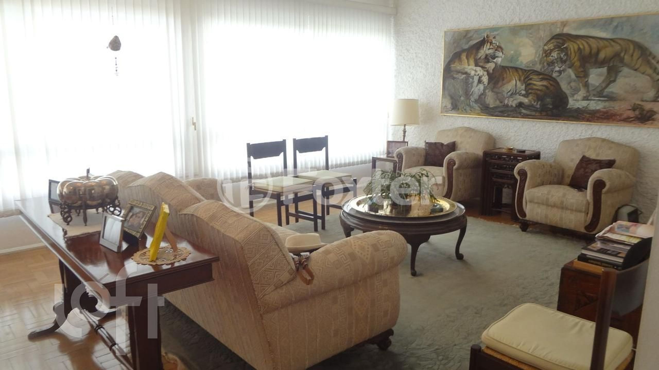 Apartamento com 167m², 3 dormitórios, 1 suíte, 1 vaga, Moinhos de Vento em Porto Alegre