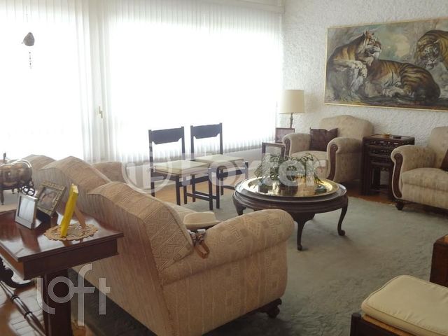 Apartamento com 167m², 3 dormitórios, 1 suíte, 1 vaga, Moinhos de Vento em Porto Alegre