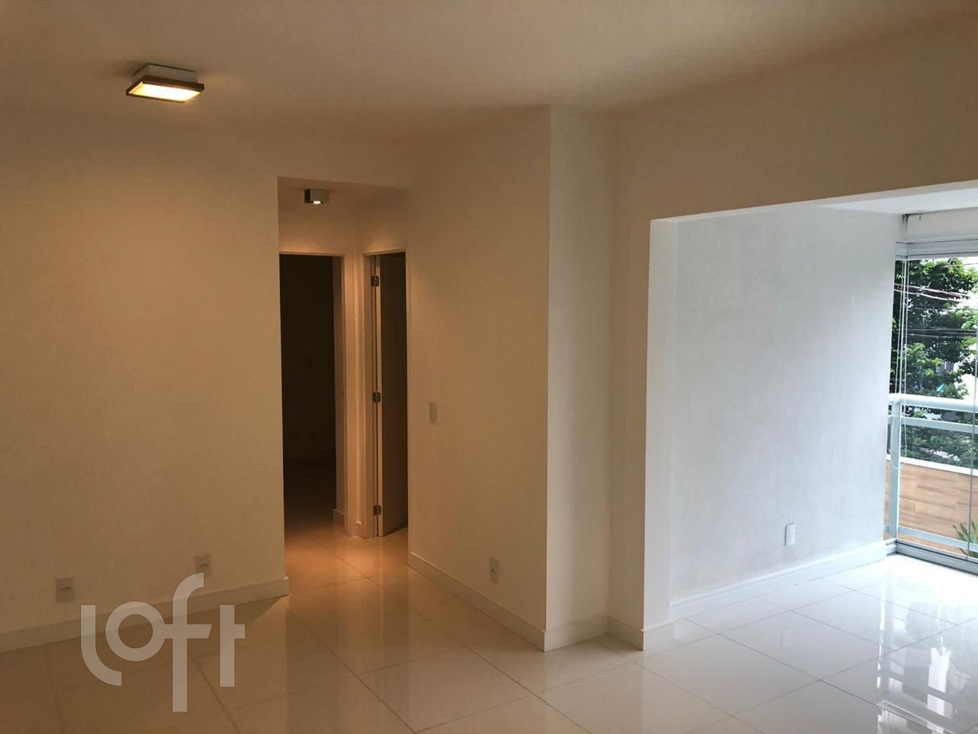 Apartamento à venda com 1 quarto, 60m² - Foto 3