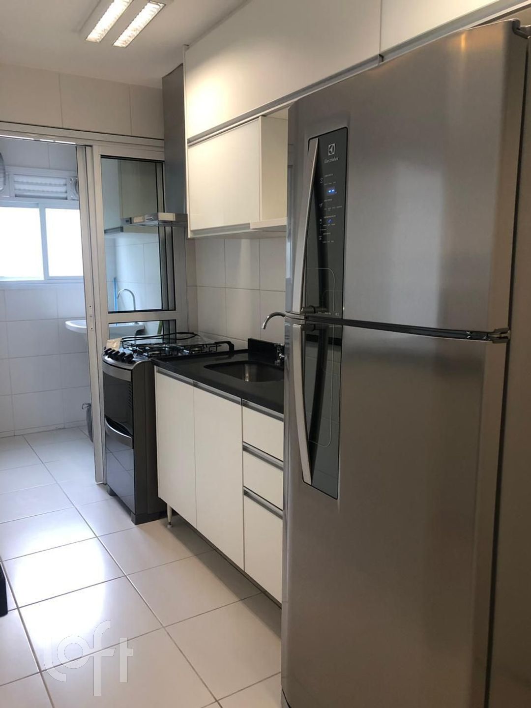 Apartamento à venda com 1 quarto, 60m² - Foto 13