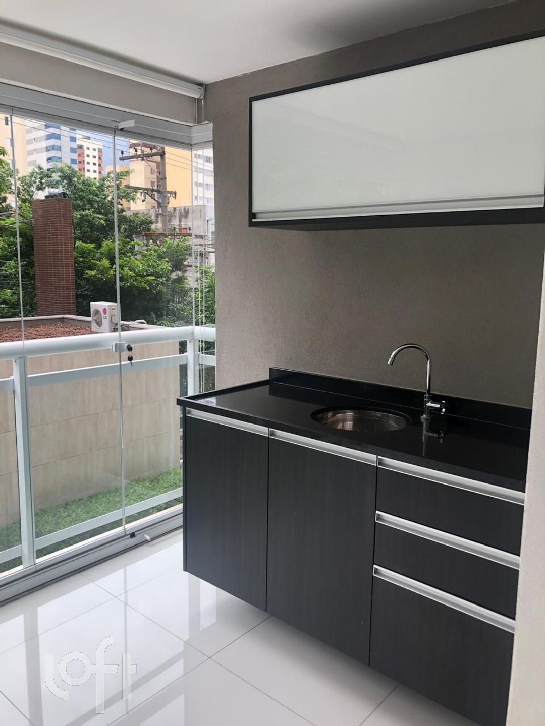 Apartamento à venda com 1 quarto, 60m² - Foto 9