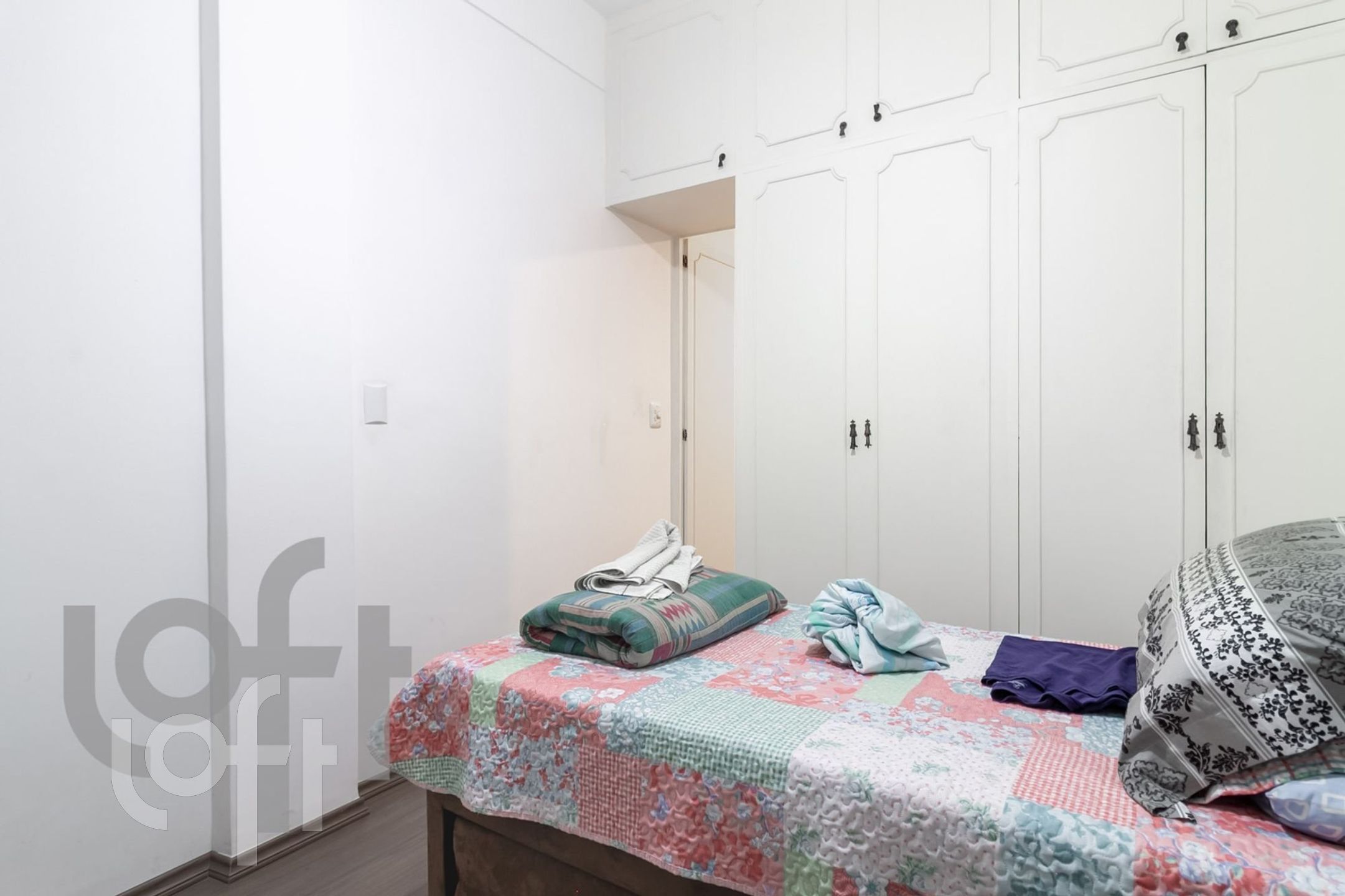 Apartamento à venda com 3 quartos, 145m² - Foto 3