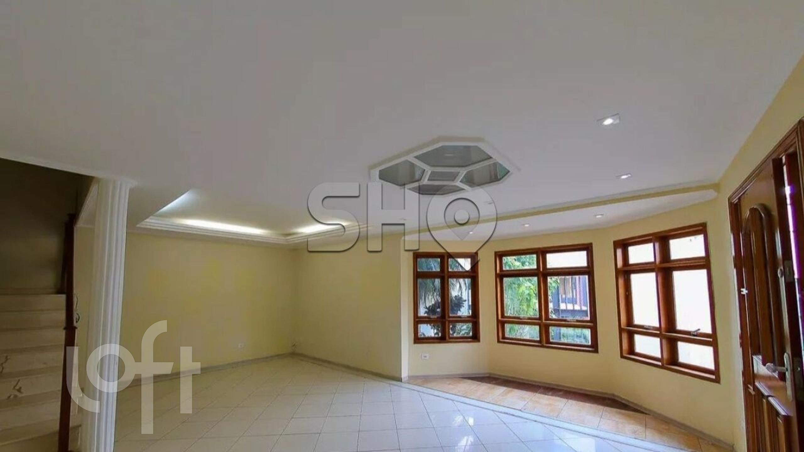 Casa à venda com 3 quartos, 170m² - Foto 1