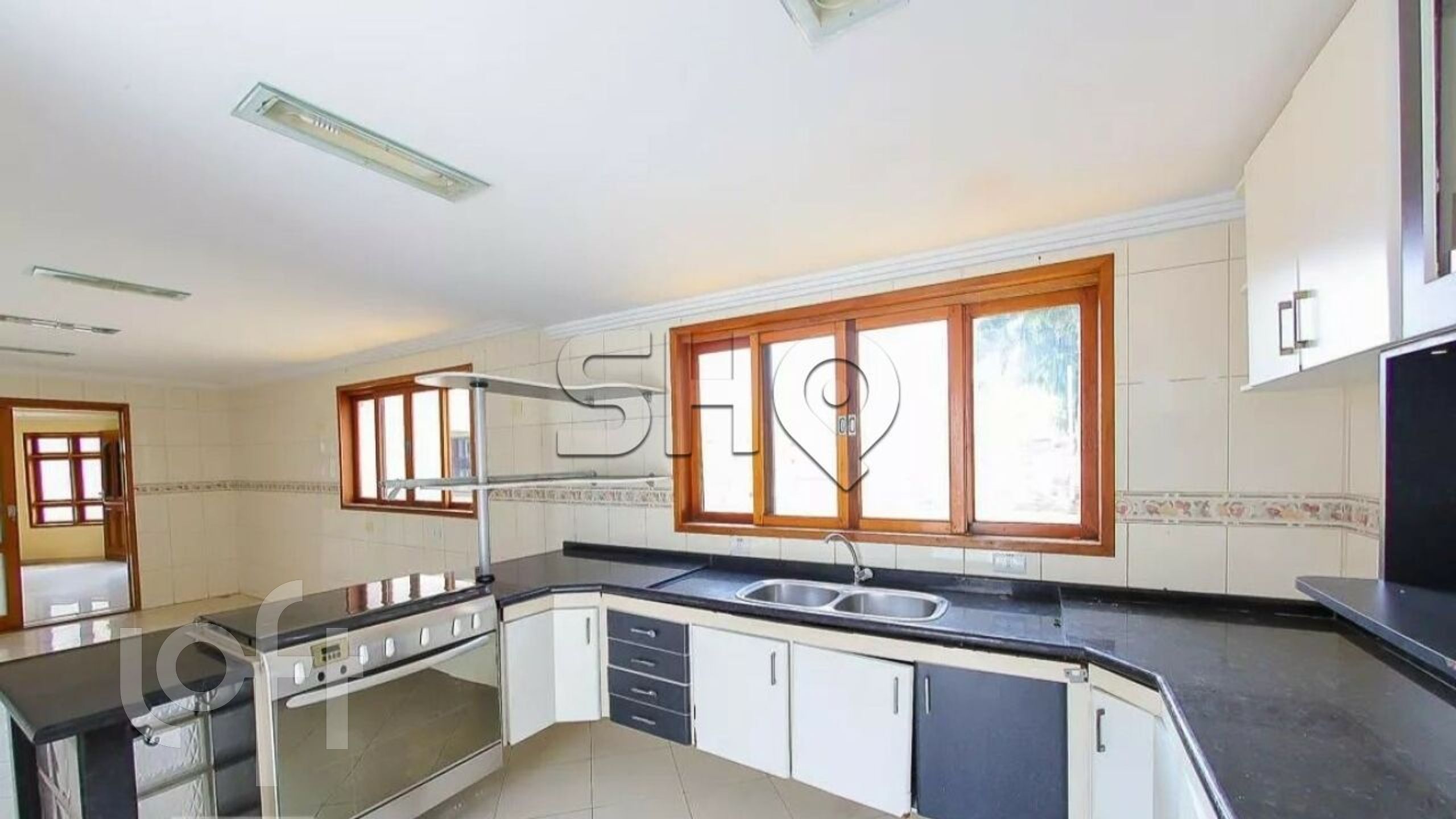 Casa à venda com 3 quartos, 170m² - Foto 11