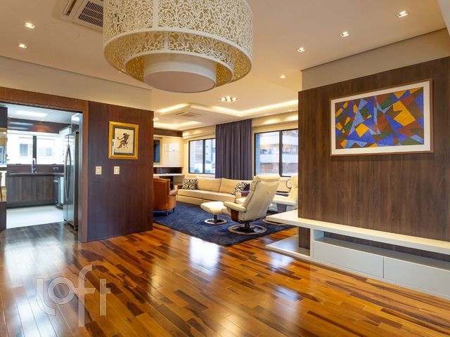 Apartamento com 221m², 3 dormitórios, 2 suítes, 3 vagas, Bela Vista em Porto Alegre