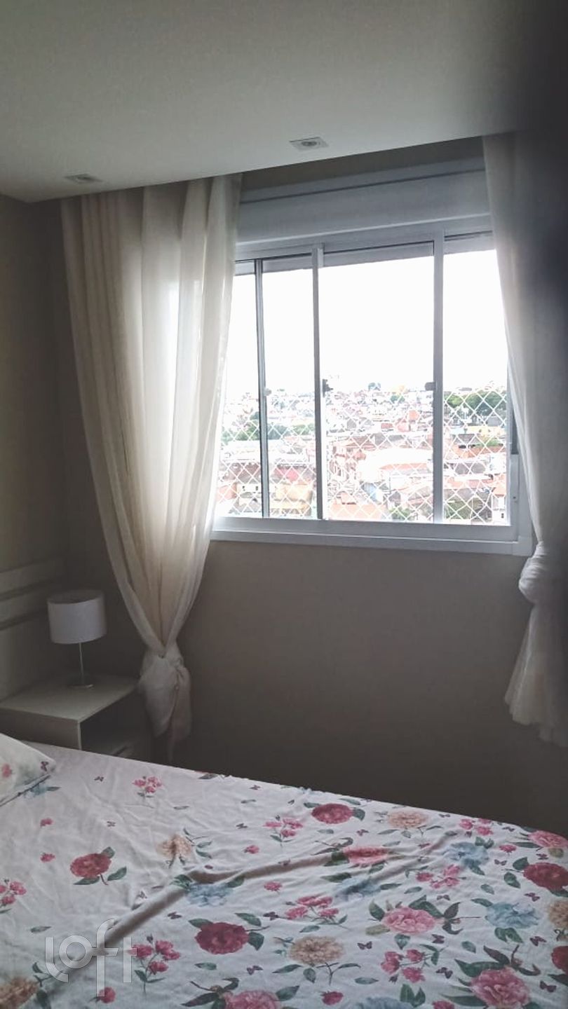 Apartamento à venda com 2 quartos, 44m² - Foto 4