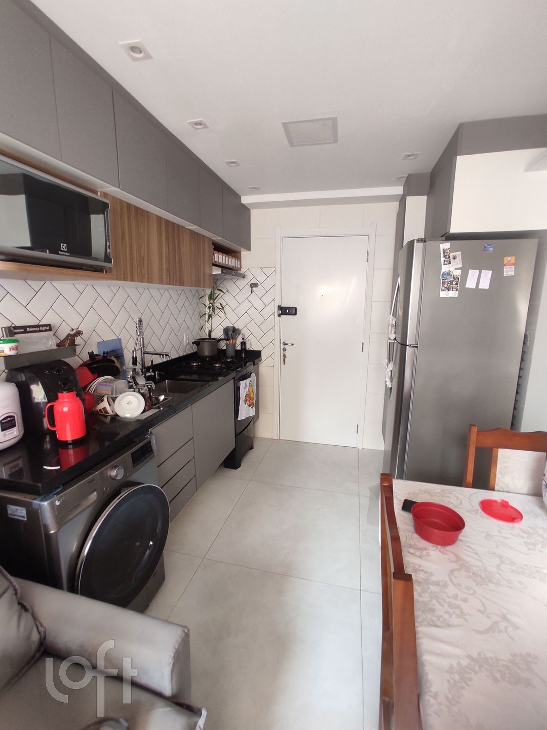 Apartamento à venda com 2 quartos, 33m² - Foto 2