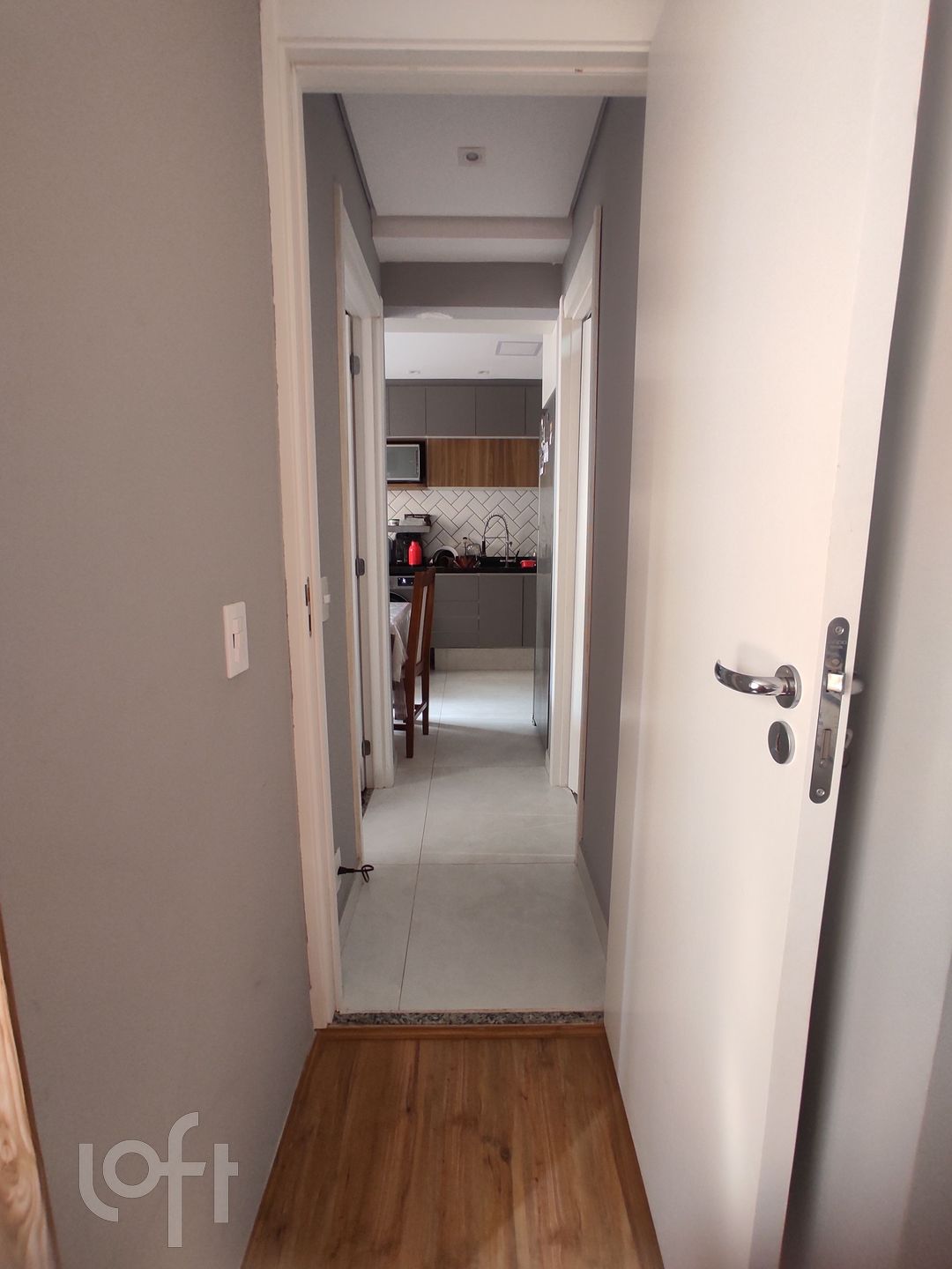 Apartamento à venda com 2 quartos, 33m² - Foto 4