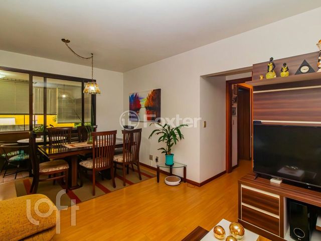 Apartamento com 96m², 3 dormitórios, 1 suíte, 2 vagas, Jardim Botânico em Porto Alegre