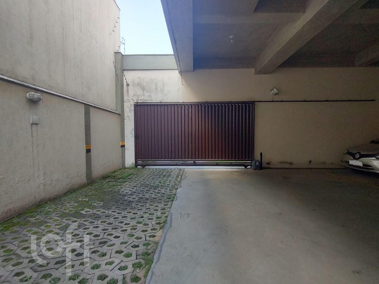 Apartamento à venda com 4 quartos, 196m² - Foto 4