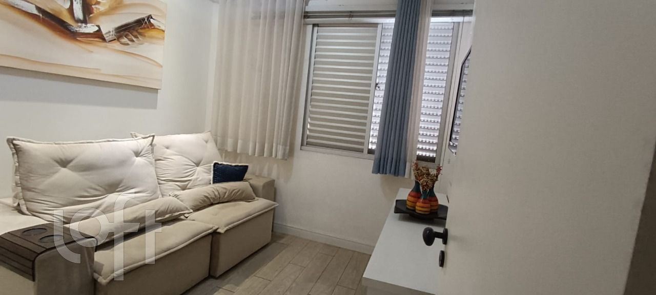 Apartamento à venda com 4 quartos, 196m² - Foto 15