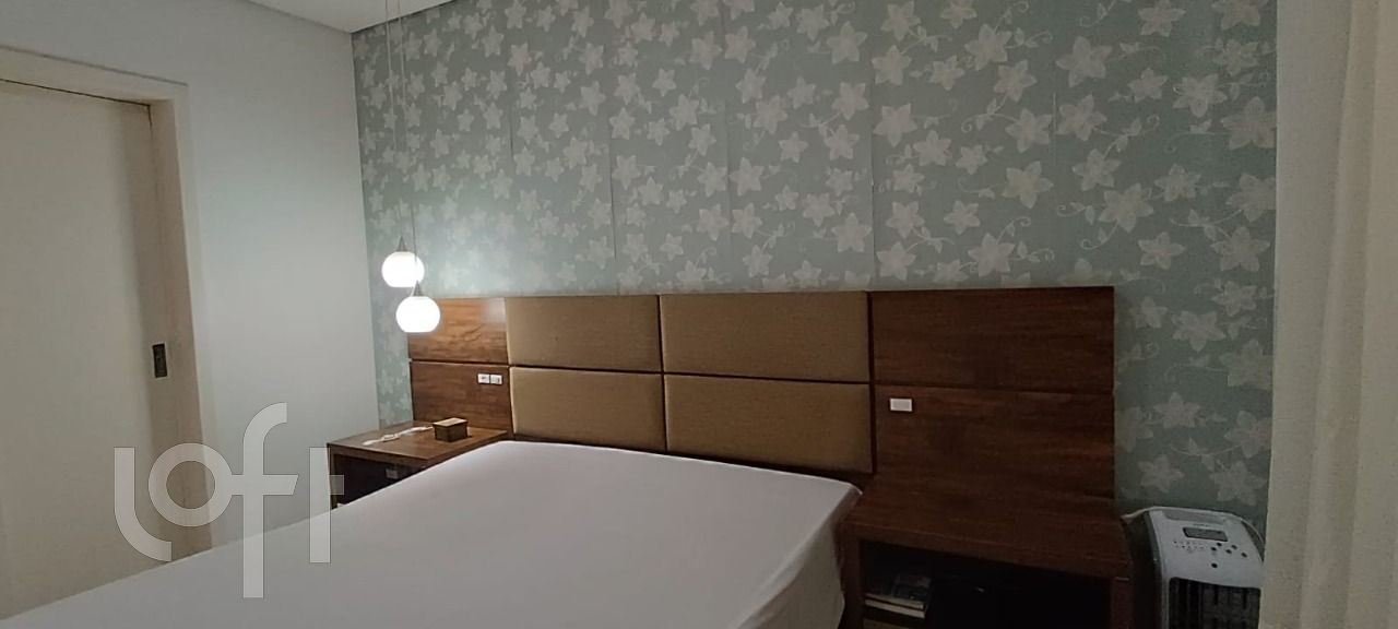 Apartamento à venda com 4 quartos, 196m² - Foto 17