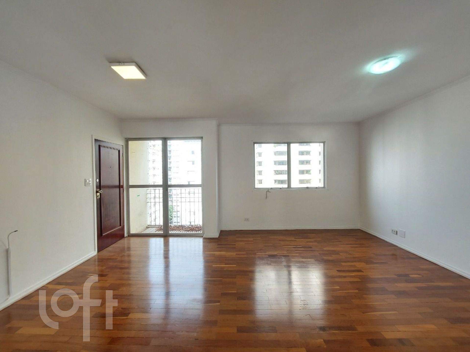 Apartamento à venda com 3 quartos, 115m² - Foto 2