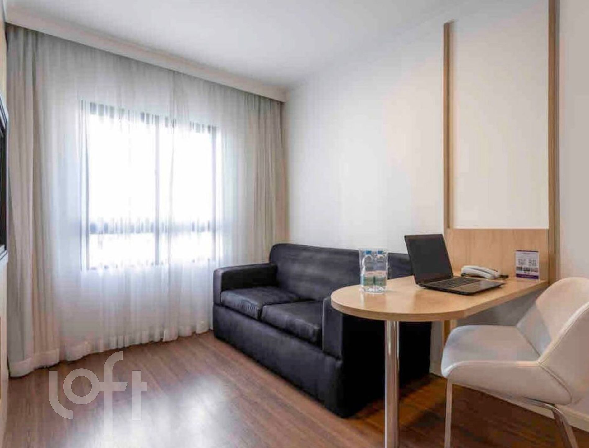 Apartamento à venda com 1 quarto, 24m² - Foto 1