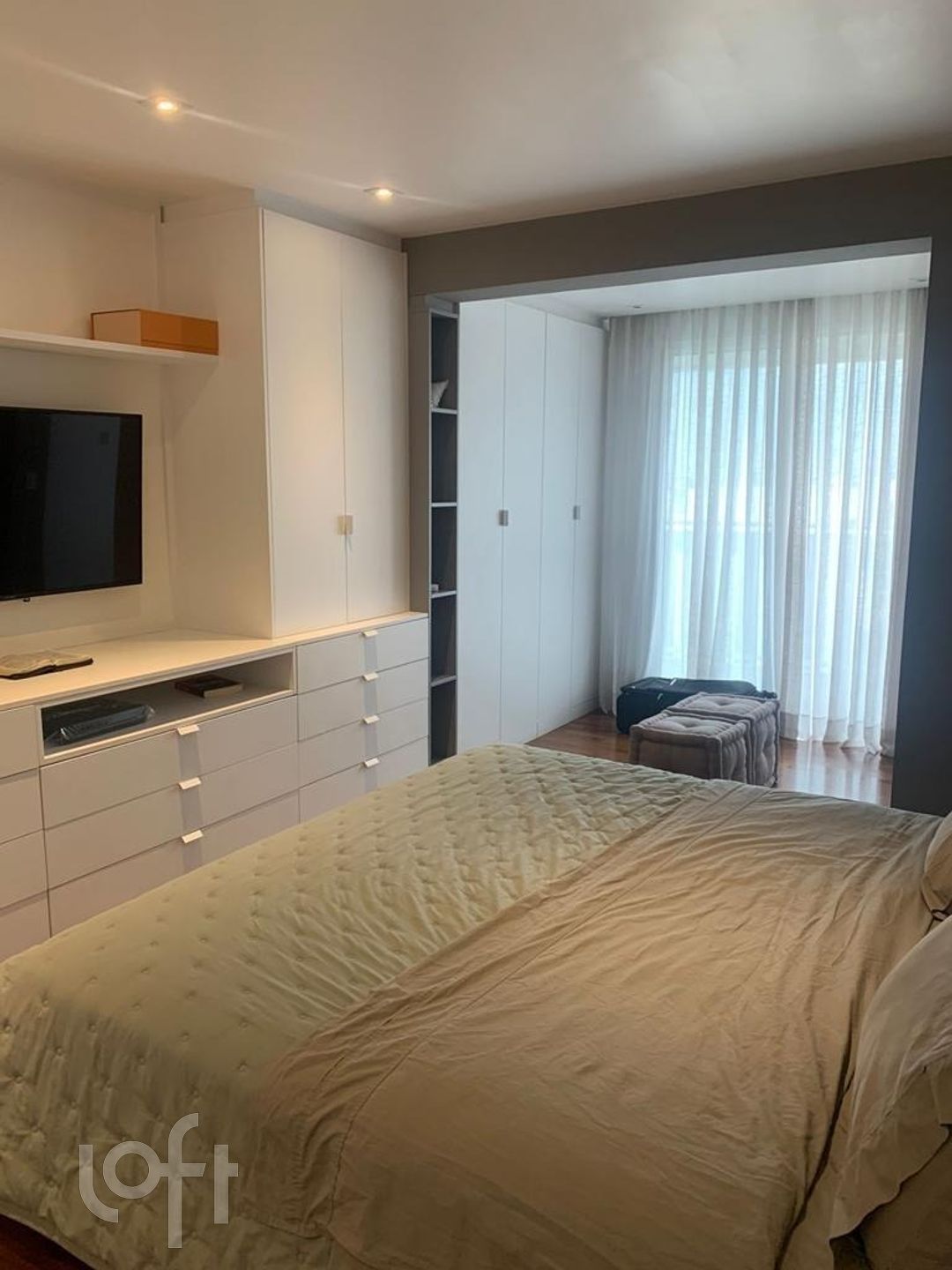 Apartamento à venda com 4 quartos, 235m² - Foto 15