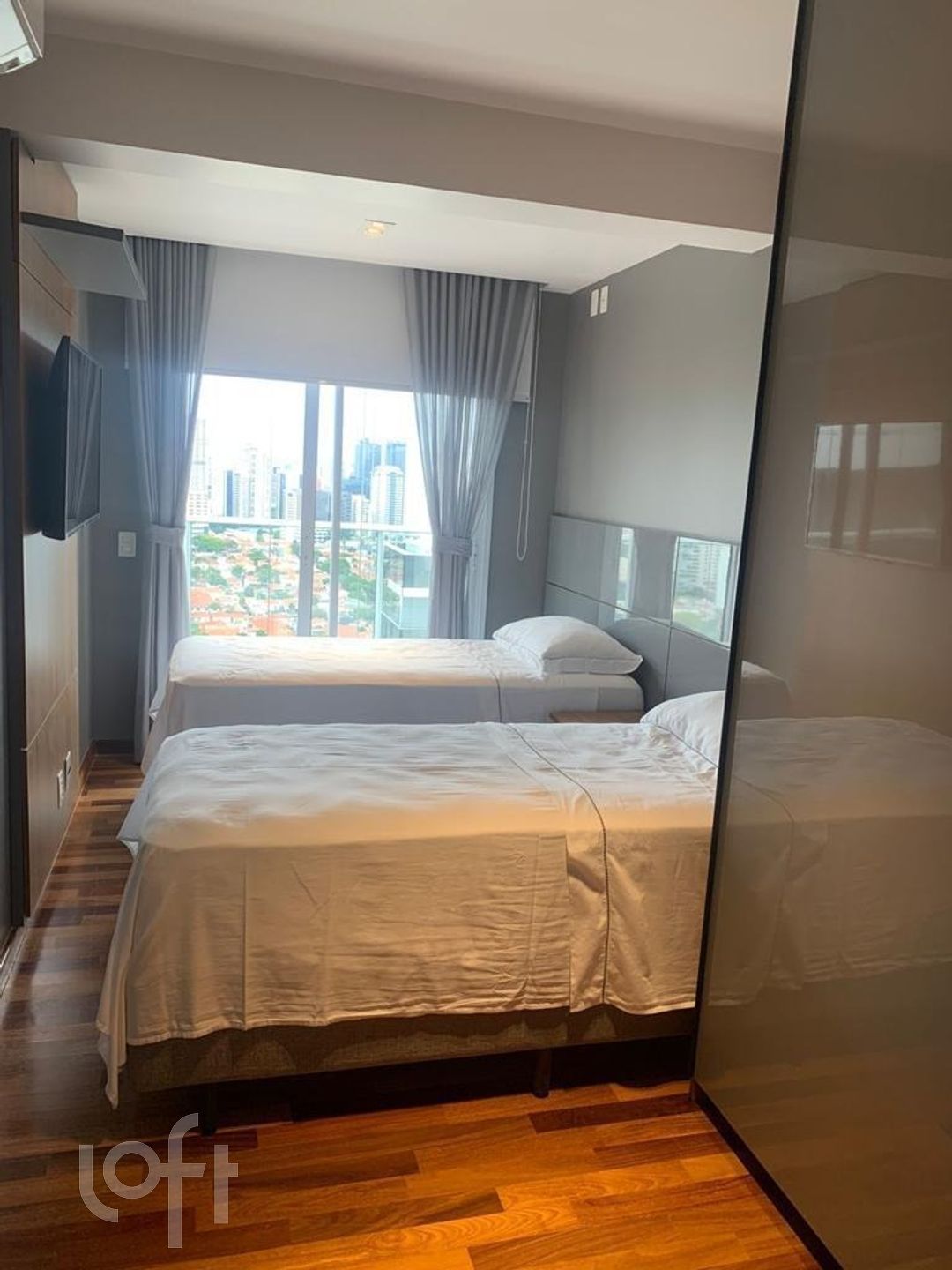 Apartamento à venda com 4 quartos, 235m² - Foto 25