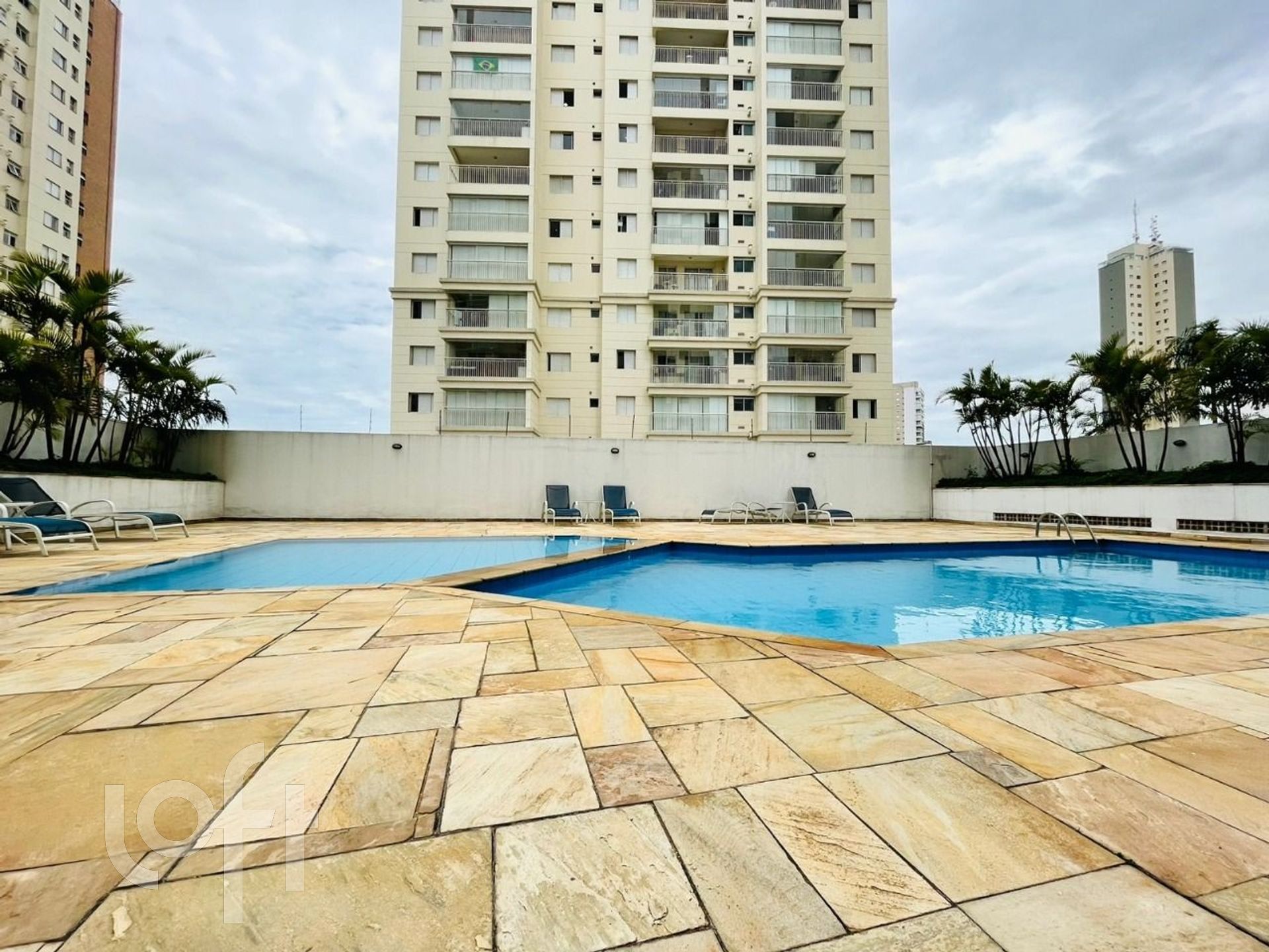 Apartamento à venda com 1 quarto, 59m² - Foto 18