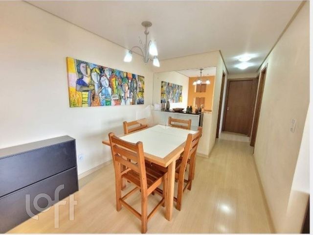 Apartamento com 80m², 3 dormitórios, 1 suíte, 2 vagas, Cidade Baixa em Porto Alegre