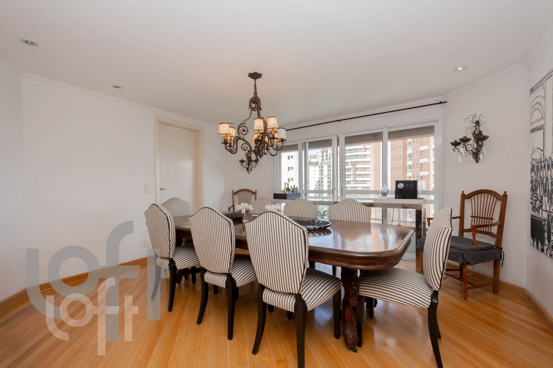 Apartamento à venda com 4 quartos, 335m² - Foto 25