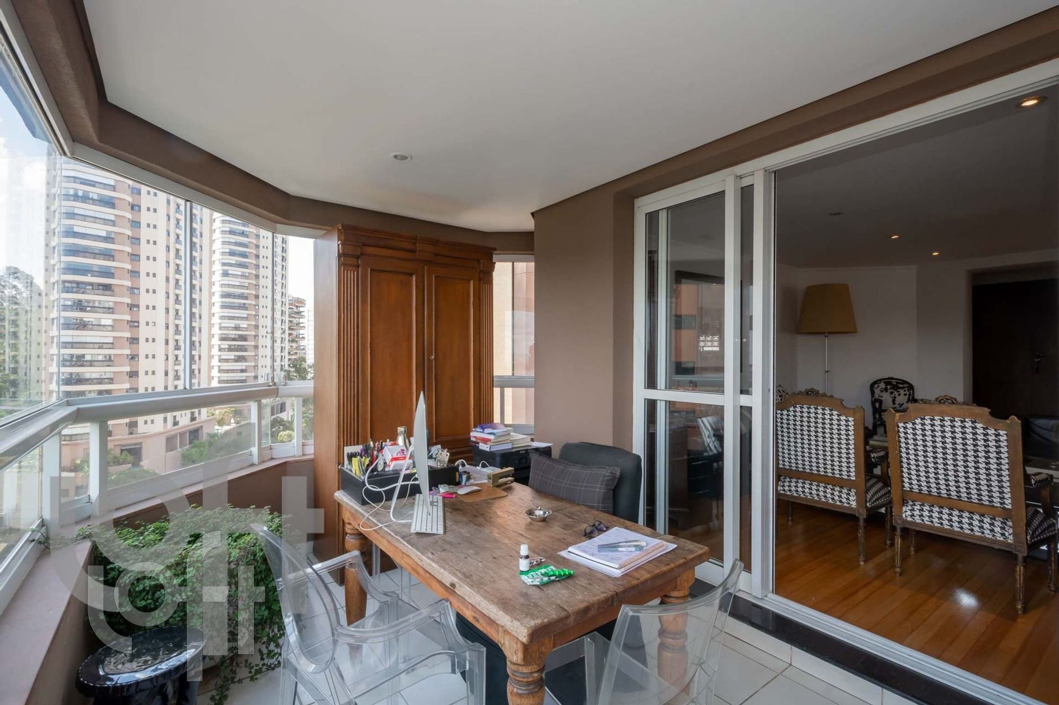 Apartamento à venda com 4 quartos, 335m² - Foto 15