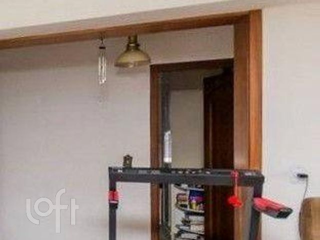 Apartamento com 158m², 3 dormitórios, 1 vaga, Floresta em Porto Alegre