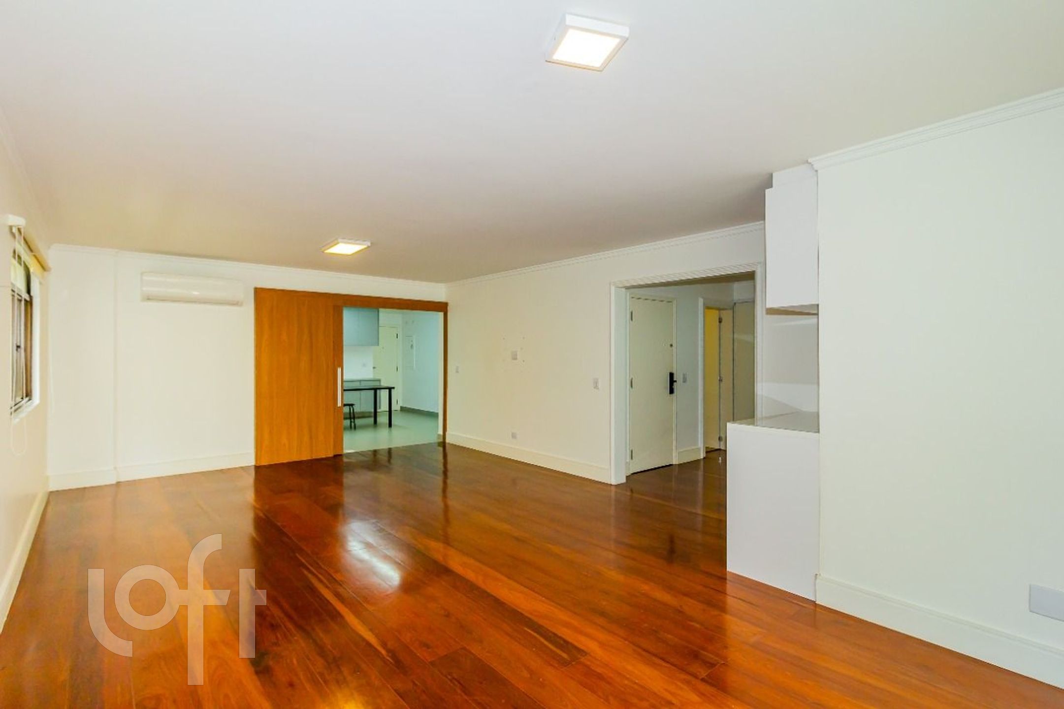 Apartamento à venda com 4 quartos, 153m² - Foto 3