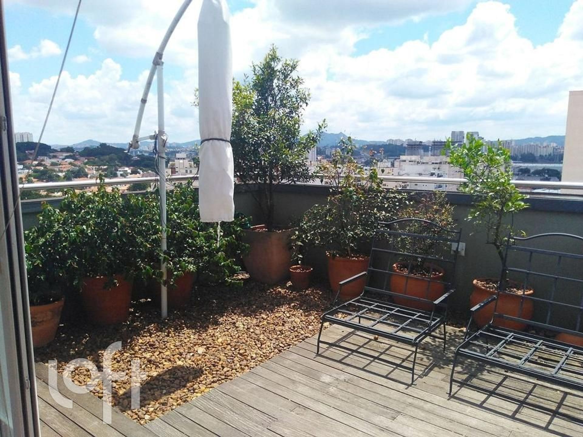 Apartamento à venda com 3 quartos, 200m² - Foto 5