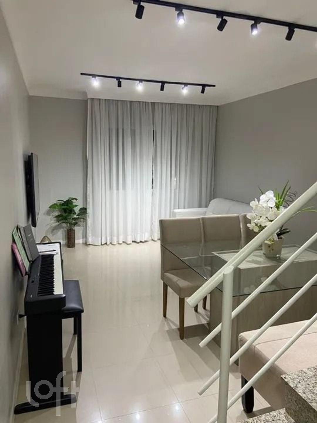 Casa de Condomínio à venda com 2 quartos, 110m² - Foto 1