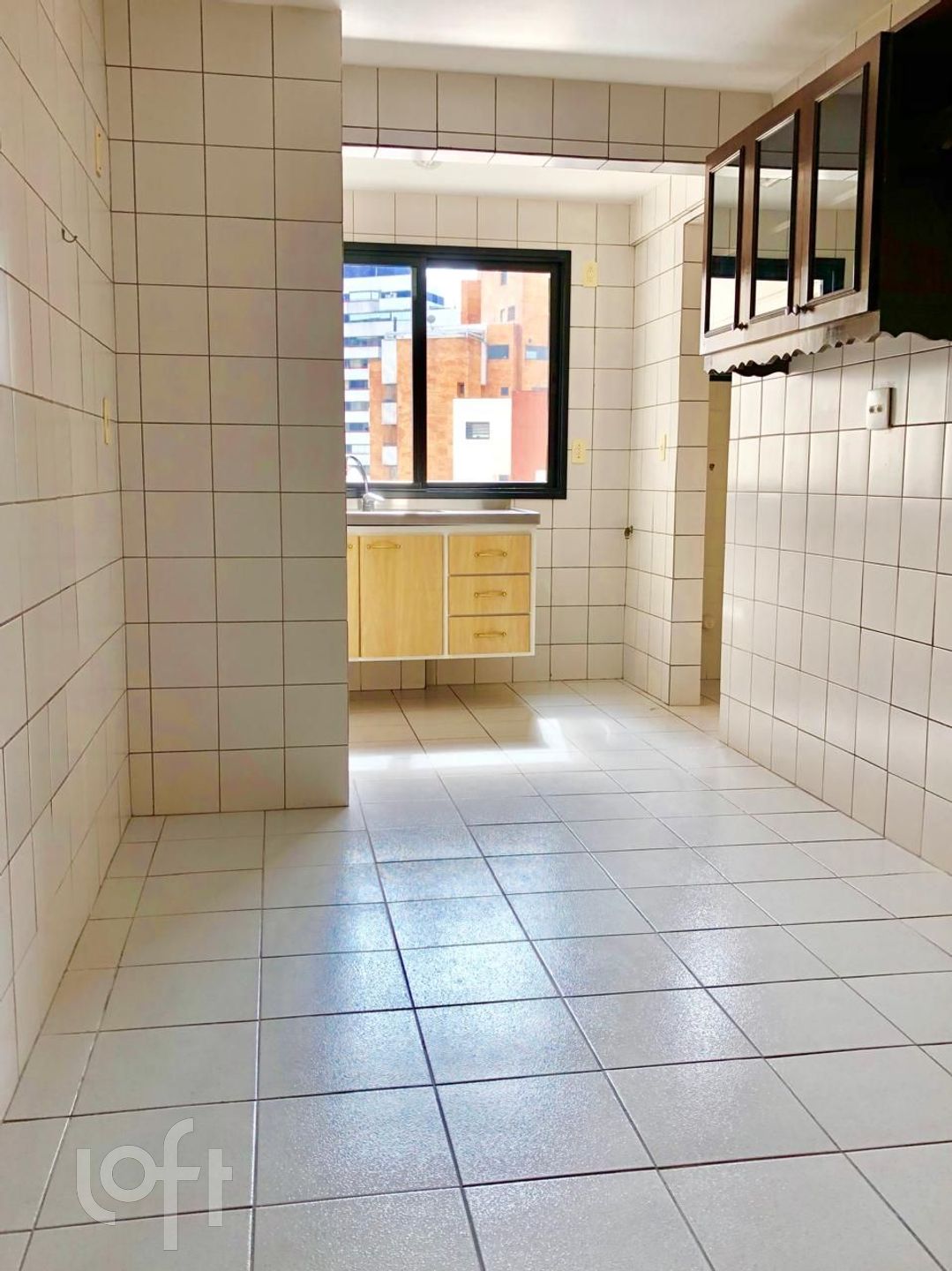 Apartamento à venda com 3 quartos, 107m² - Foto 7