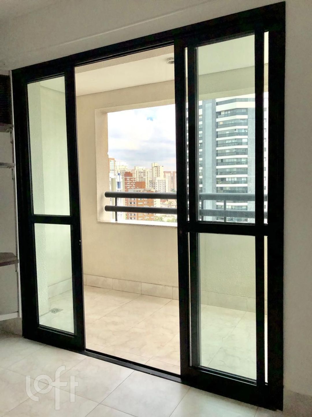 Apartamento à venda com 3 quartos, 107m² - Foto 4