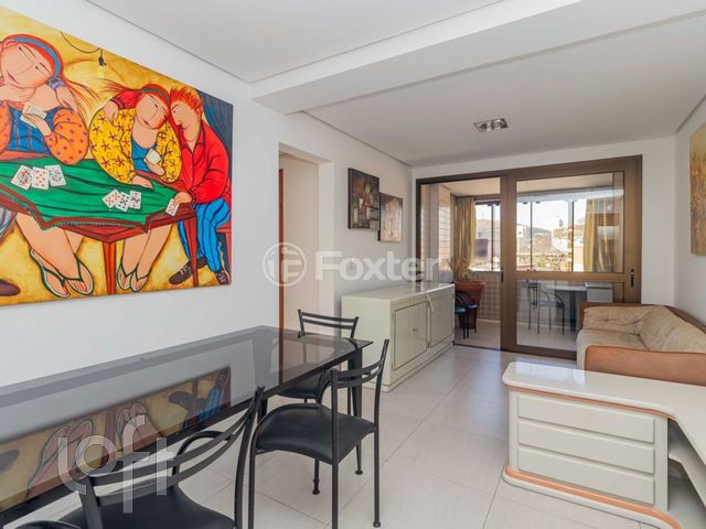 Apartamento com 69m², 2 dormitórios, 1 suíte, 1 vaga, Jardim Botânico em Porto Alegre